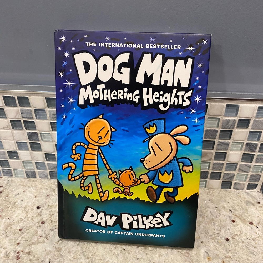 Dog Man Mothering Heights Comic Book Dav Pilkey